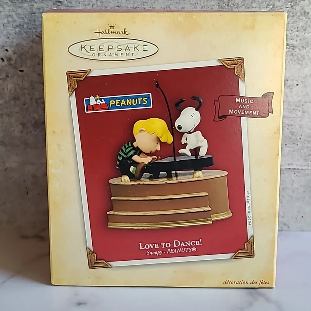 Hallmark Keepsake Ornament Peanuts 2004 Love To Dance! - Picture 2 of 12